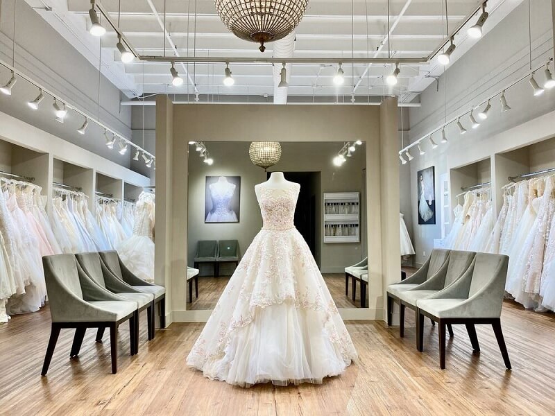 Mẫu thiết kế nội thất showroom váy cưới